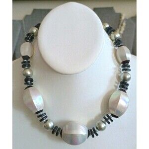 Miriam Haskell Mother Of Pearl Black Lucite Mid Century Modern Chunky Necklace